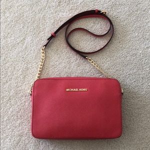 Michael Kors Jet Set Crossbody
